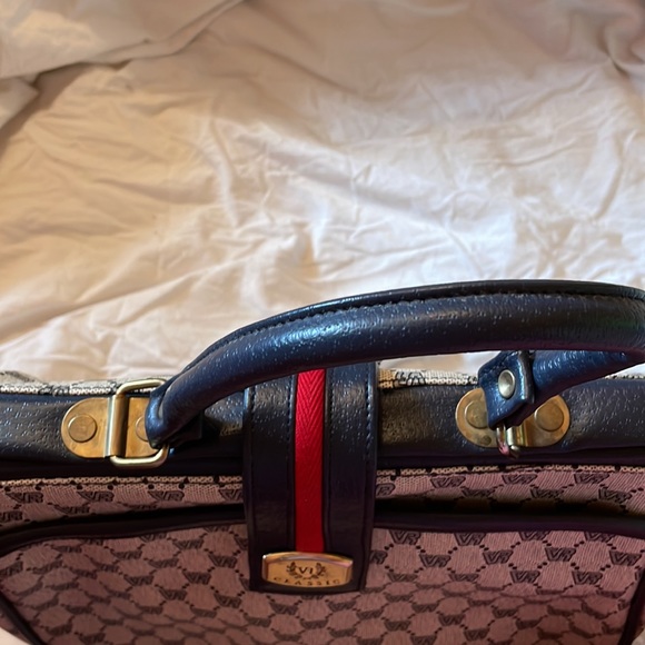 Vintage VR Classic Purse - Picture 4 of 16